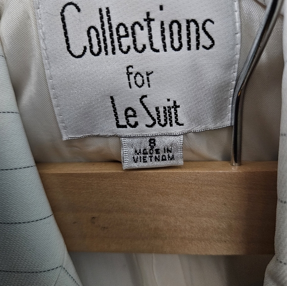 2pc Suits - Picture 3 of 4